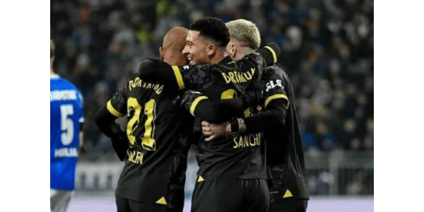 Sancho bidrog med en assist i sin returdebut för att hjälpa Dortmund att avsluta sin vinstlösa rad med fyra matcher