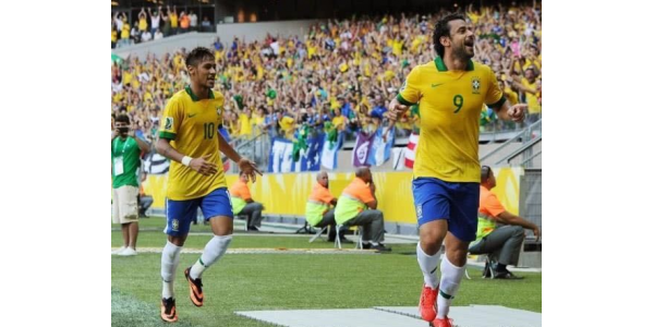 VM-favoriter, Brasilien toppar listorna