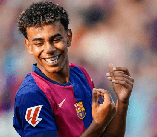 Äran och utmaningarna för det 17-åriga fotbollsgeniet Yamal