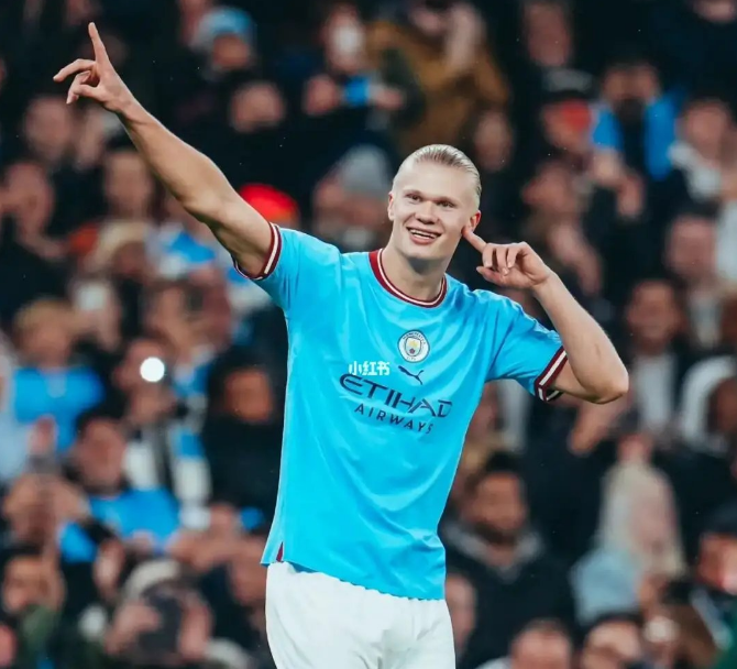 Haaland utsågs till årets spelare i UEFA