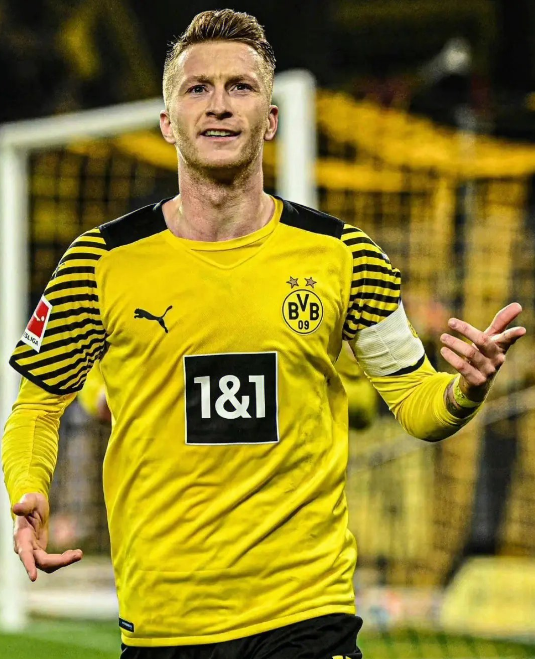 Hyllning till den legendariska kaptenen
